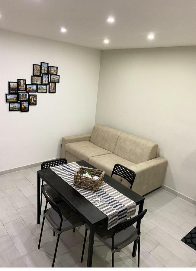 Nel Cuore Di Napoli Apartment Exterior photo